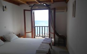 Spamandos Rooms